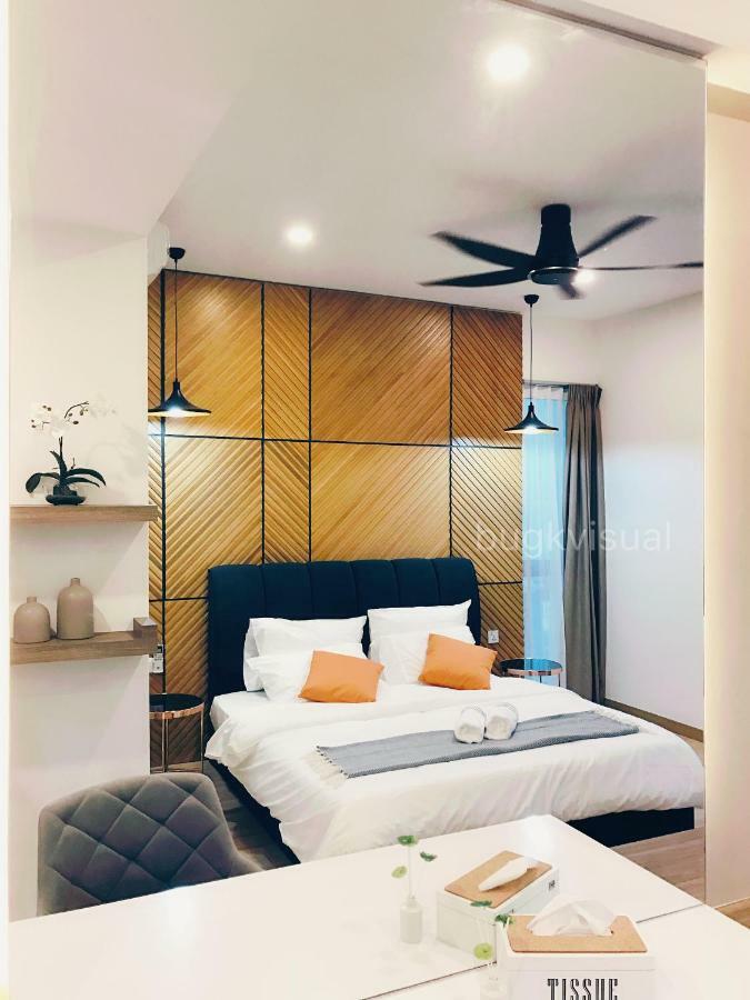 Luxury Seaview Family Suite By Little Cabin George Town Esterno foto