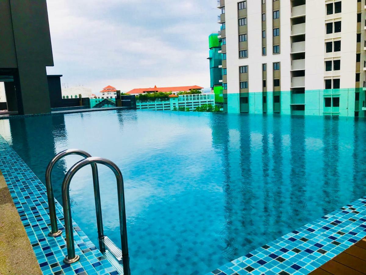 Luxury Seaview Family Suite By Little Cabin George Town Esterno foto